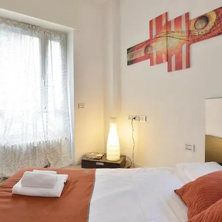 Cenisio-monumentale Halldis Apartment Milan